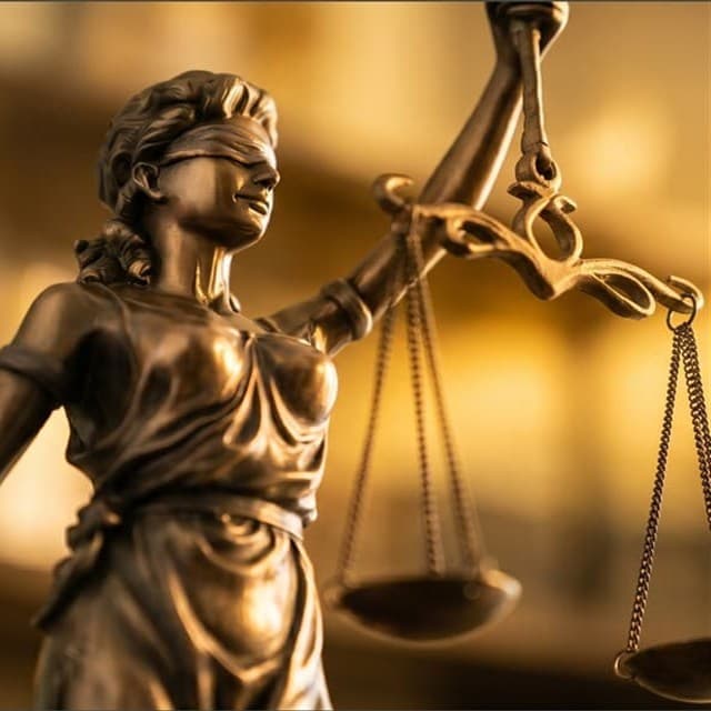 Contacte con el despacho de abogados Carmen Ventoso Blanco en Pontevedra y Madrid