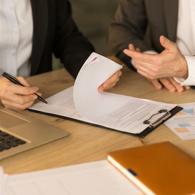 Derecho contencioso-administrativo en Pontevedra y Madrid
